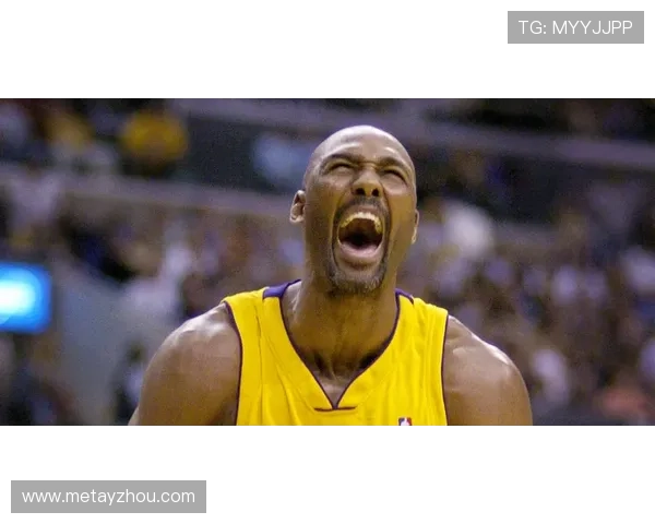 勒布朗成NBA历史最年长三双球员