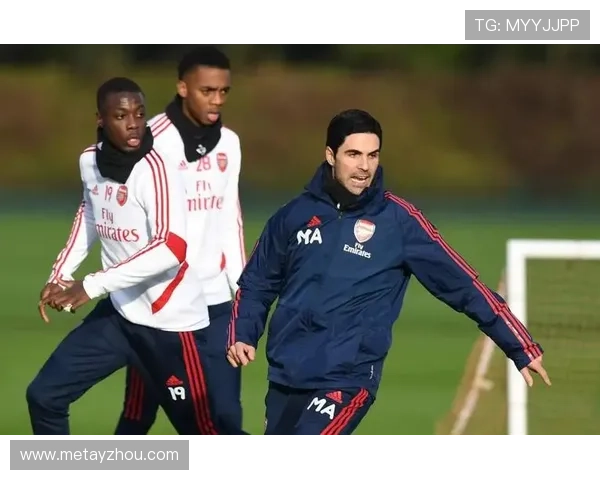 塔帅：萨卡与马杜埃凯相互激励，合作愉快